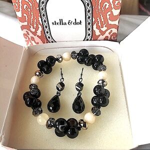 Stella & dot 2-pc Jewelry Set Bracelet with Earrings black facet beads & Pearls
